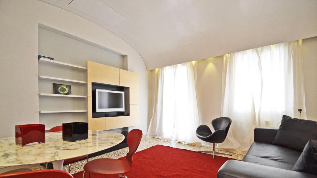 Ai Bareteri Luxury Canal View البندقية المظهر الخارجي الصورة